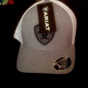 Arias my hate one ten grey and white mess bsck fitted hat